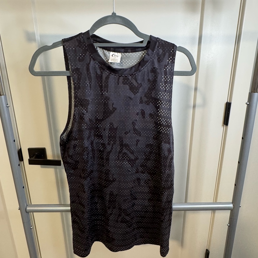 ZYIA Black Patterned Muscle Tee